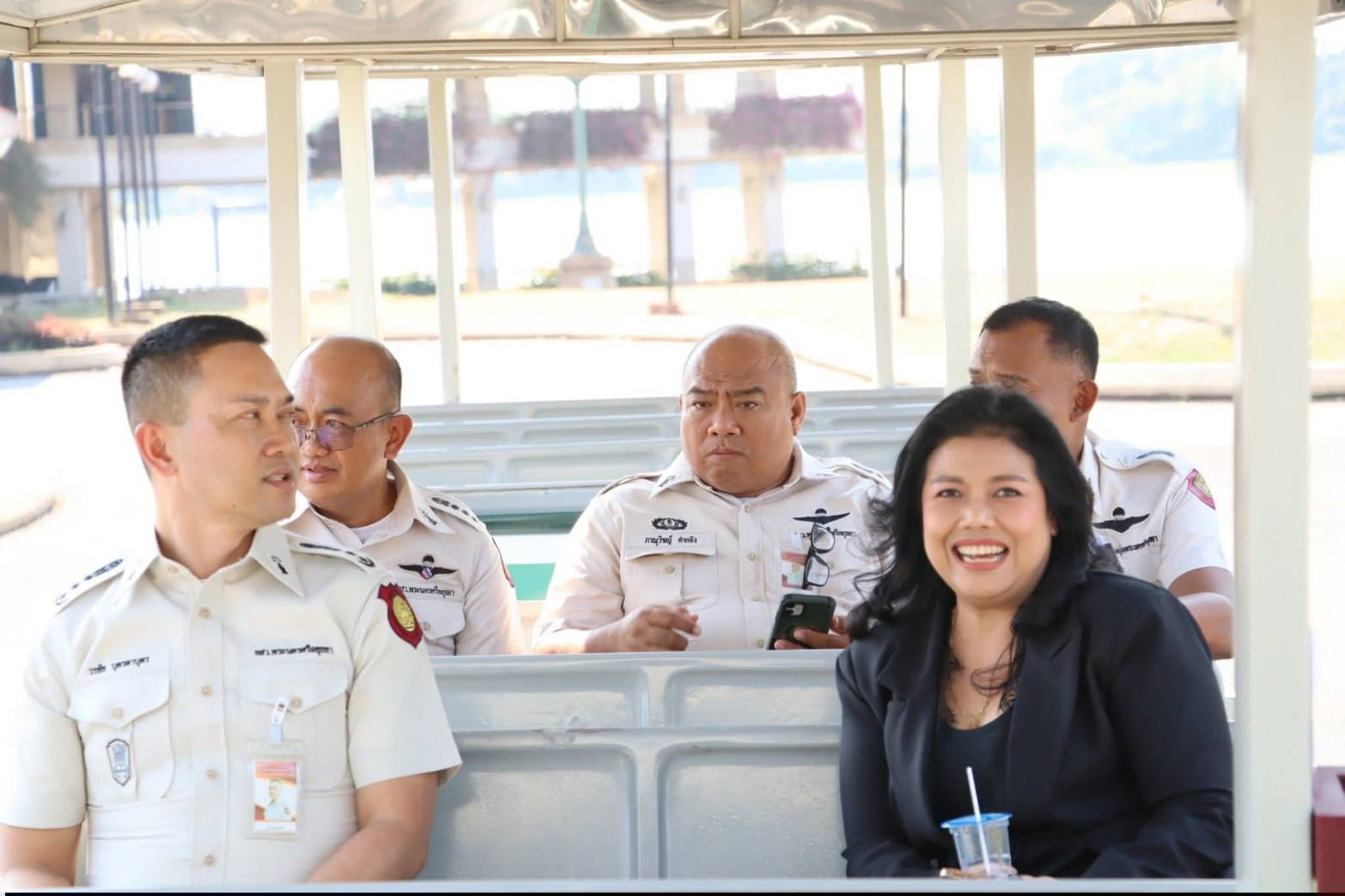 title - ผู้อำนวยการศูนย์ส่งเสริมและพัฒนาอาชีพเสริมนอกภาคการเกษตร ให้การต้อนรับ ผู้อำนวยการทัณฑสถานวัยหนุ่มพระนครศรีอยุธยา พร้อมด้วย ผู้อำนวยการส่วนและหัวหน้าฝ่ายทัณฑสถานฯ เข้าเยี่ยมชมแผนกฝึกอบรมทั้ง 12 แผนก และพื้นที่ภายในศูนย์ส่งเสริมและพัฒนาอาชีพเสริมนอกภาคการเกษตร 